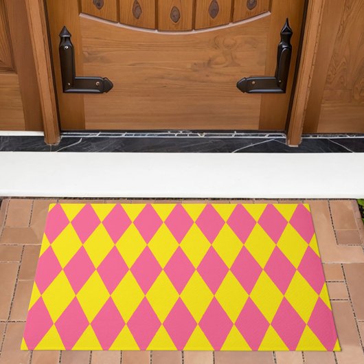 Pink and Yellow Harlequin Checkered Design  Fußmatte