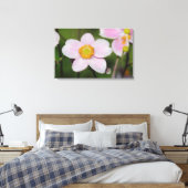 Pink Anemone Leinwanddruck (Insitu (Schlafzimmer))