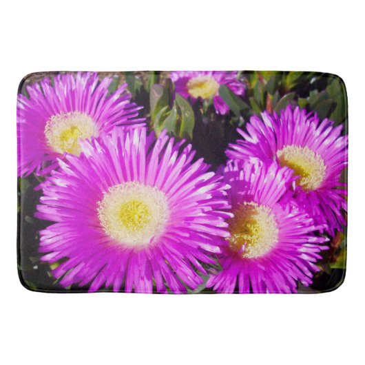 Pink Aussie Rambler Pigface Blume, Bathmat Badematte (Vorderseite)