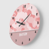 Pink-Baby-Camouflage; Personalisiert Große Wanduhr (Winkel)