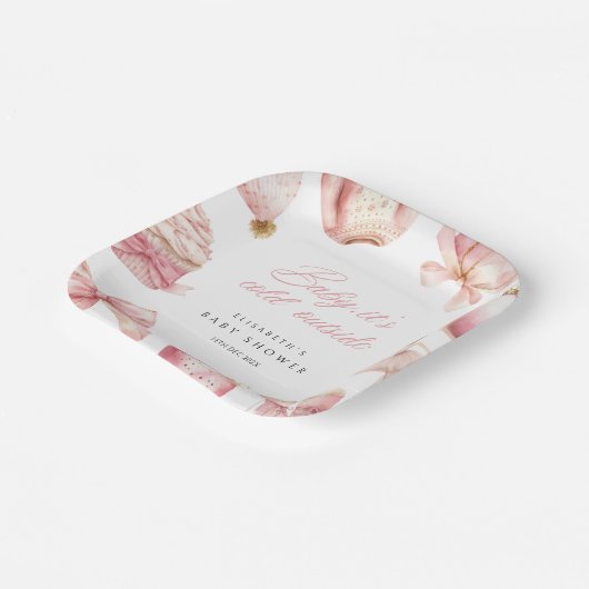 Pink Baby Es ist kalt draußen Babydusche Pappteller (Gewinkelt)