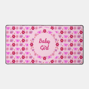 Pink Baby Girl Butterfets und Blume nach Maß Schreibtischunterlage