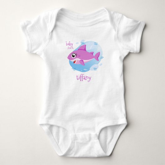 Pink Baby Girl Shark Baby Strampler (Vorderseite)