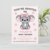 Pink Baby Koala Bear Einladung (Stehend Vorderseite)