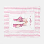 Pink Ballet Shoes with Watercolor Stripes Fleecedecke (Vorderseite (Horizontal))