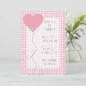 Pink Balloon und Gingham Birthday Einladung (Stehend Vorderseite)