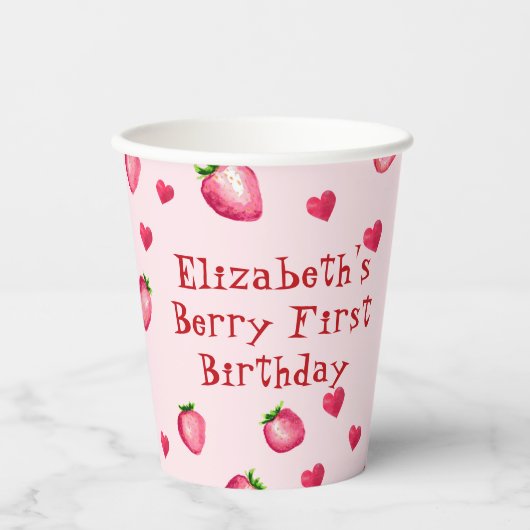 Pink Berry First Birthday Strawberry Herz Pappbecher (Vorderseite)