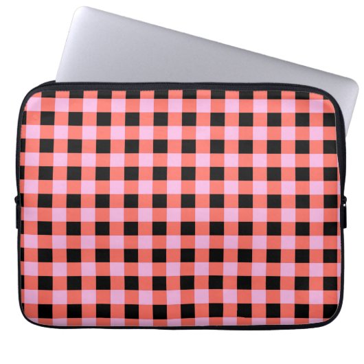 Pink Black Checkered Gingham Pattern Laptopschutzhülle (Vorderseite)