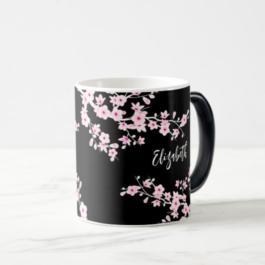 Pink Black Cherry Blossom Monogram Magic Tasse (VorderseiteRechts)