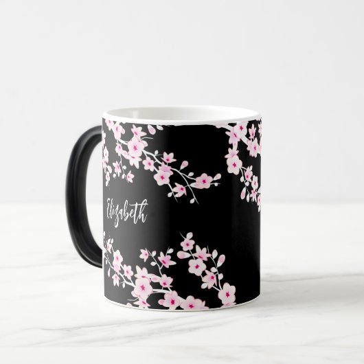 Pink Black Cherry Blossom Monogram Magic Tasse (Vorderseite Links)