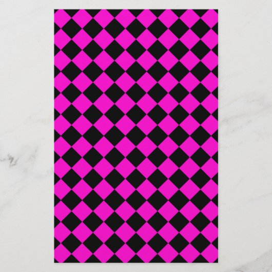 Pink Black Diamond Harlequin Checker Pattern Briefpapier (Vorderseite)