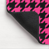Pink Black Hahnentrittmuster Karo Mousepad (Ecke)