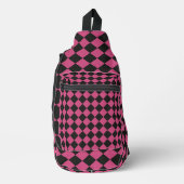 Pink Black Schachbrett Diamond Pattern Crossbody Bag (Vorderseite)
