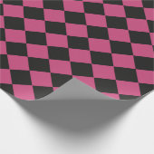 Pink Black Schachbrett Diamond Pattern Geschenkpapier (Ecke)