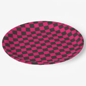 Pink Black Schachbrett Diamond Pattern Pappteller (Schrägansicht)