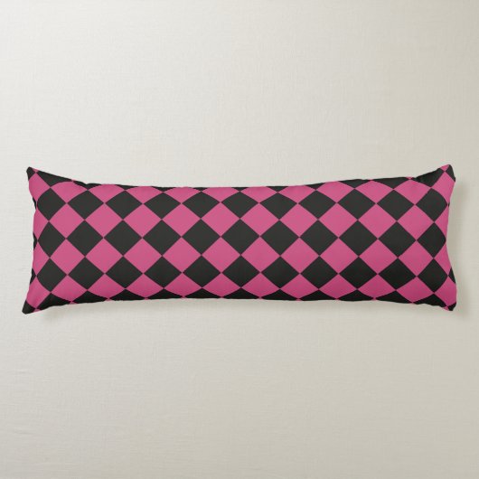 Pink Black Schachbrett Diamond Pattern Seitenschläferkissen (Vorderseite)