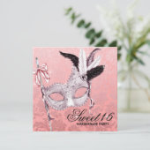 Pink Black Sweet 16 Masquerade Party Einladung (Stehend Vorderseite)