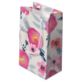 Pink Blooms Watercolor Florals Geschenktasche Kleine Geschenktüte (Rückseite Schrägansicht)