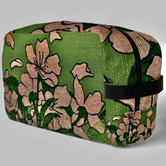 Pink Blossom Cascade  Waschbeutel