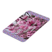 Pink Blossom Fokus auf dem Joy Quote Magnet (Linke Seite)