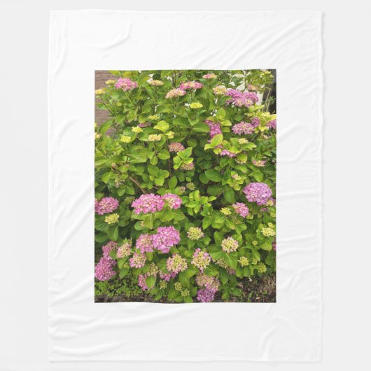 Pink Blossom Garden Throw Blanket Fleecedecke (Vorderseite)