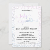 Pink Blue Confetti Typografy Baby Sprinkle Einladung (Vorderseite)