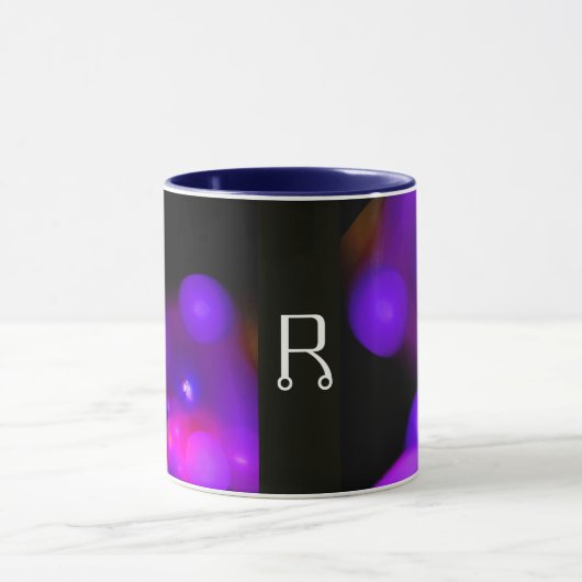 PINK BLUE LILA BLACK FRAKTAL BUBBLES MONOGRAMM TASSE (Zentrum)