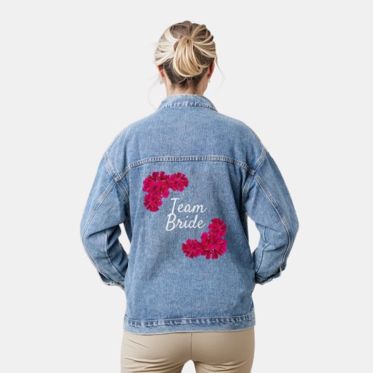 Pink Blume Team Bridge Jeansjacke (Modell)