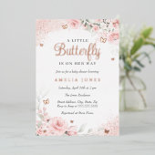 Pink Blush Rose Butterfly Babydusche Folieneinladung (Stehend vorne)