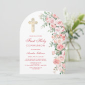 Pink Blush Roses Arch First Communion Einladung (Stehend Vorderseite)