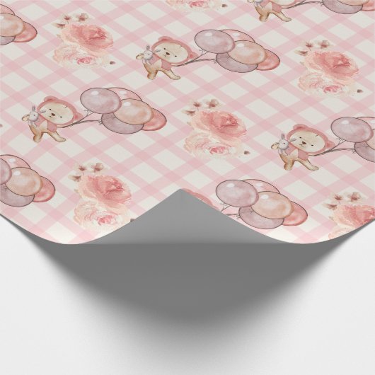 Pink Boho Bear Balloons Gingham Floral Geschenkpapier (Ecke)