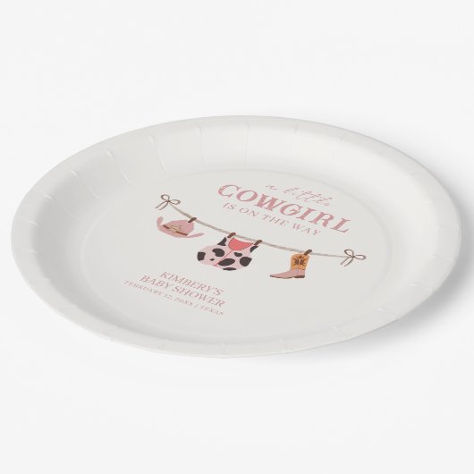 Pink Boho Cowgirl Clothesline Cowhide Babydusche Pappteller (Schrägansicht)