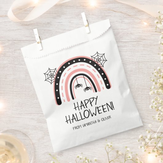 Pink Boho Rainbow Halloween Geschenktütchen (Ausgeschnitten)