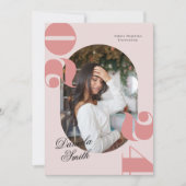 Pink Bold Typografy Class of 2024 Abschluss Einladung (Vorderseite)