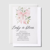 Pink Bow Baby in Bloom Floral Girl Babydusche Pergament Einladungen (Versetzt)