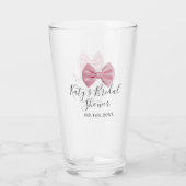 Pink bow bridal shower name date pastel stylish te glas (Rückseite)