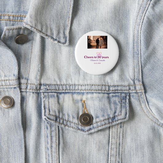Pink bow cheers to 50 years anniversary wedding button (Beispiel)