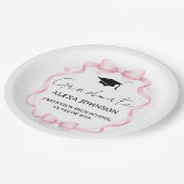 Pink Bow Class Of 2026 Graduation Cap Graduate Pappteller (Schrägansicht)