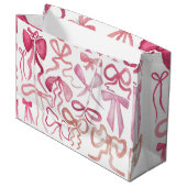 Pink Bow Coquette Babydusche Geschenktüte (Vorderseite Schrägansicht)