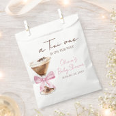 Pink Bow Espresso Martini Baby Shower Geschenktütchen (Ausgeschnitten)