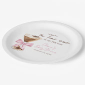 Pink Bow Espresso Martini Baby Shower Pappteller (Schrägansicht)