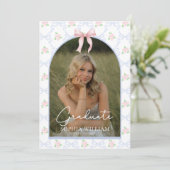 Pink Bow Floral Graduation Party Einladung (Stehend Vorderseite)