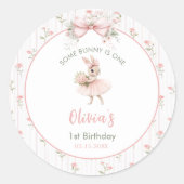 Pink Bow & Floral Some Bunny is One 1st Birthday Runder Aufkleber (Vorderseite)