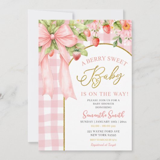 Pink Bow Gingham Strawberry Baby Shower Einladung (Vorderseite)