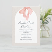 Pink Bow Happy Birthday Einladung (Stehend Vorderseite)