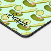 Pink Bow Pickles Schreibtischunterlage (Ecke)