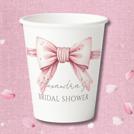 Pink Bow Shes binden das Brautparty des Knotens Pappbecher