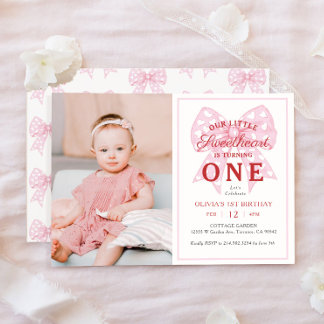 Pink Bow Sweetheart ist ein Mädchen 1. Geburtstag Einladung