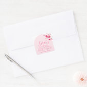 Pink Bright Floral Brautparty Gefallen Tag Sticker (Umschlag)