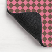 Pink Brown Schachbrett Diamond Pattern Mousepad (Ecke)